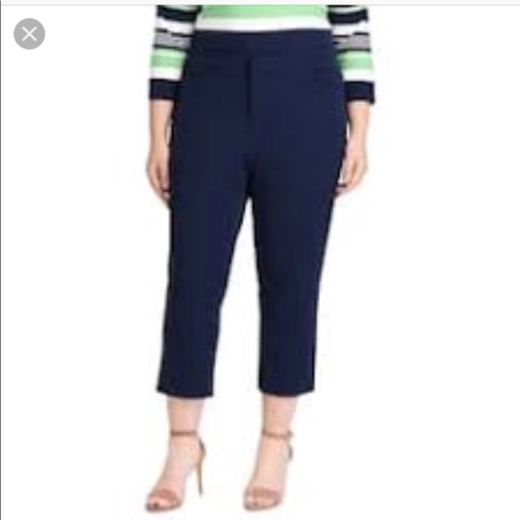 Young Comtemporary Capri’s - Picture 1 of 6